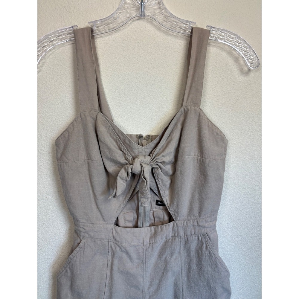 Abercrombie & Fitch Knot Front Tie Romper Womens Sz 0 Tan Cutout Cotton Beachy - Picture 4 of 10